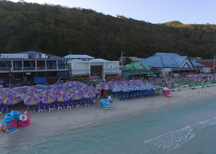 Tawaen Beach Resort